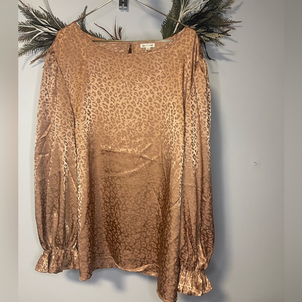 Rose gold tea rose long sleeve blouse